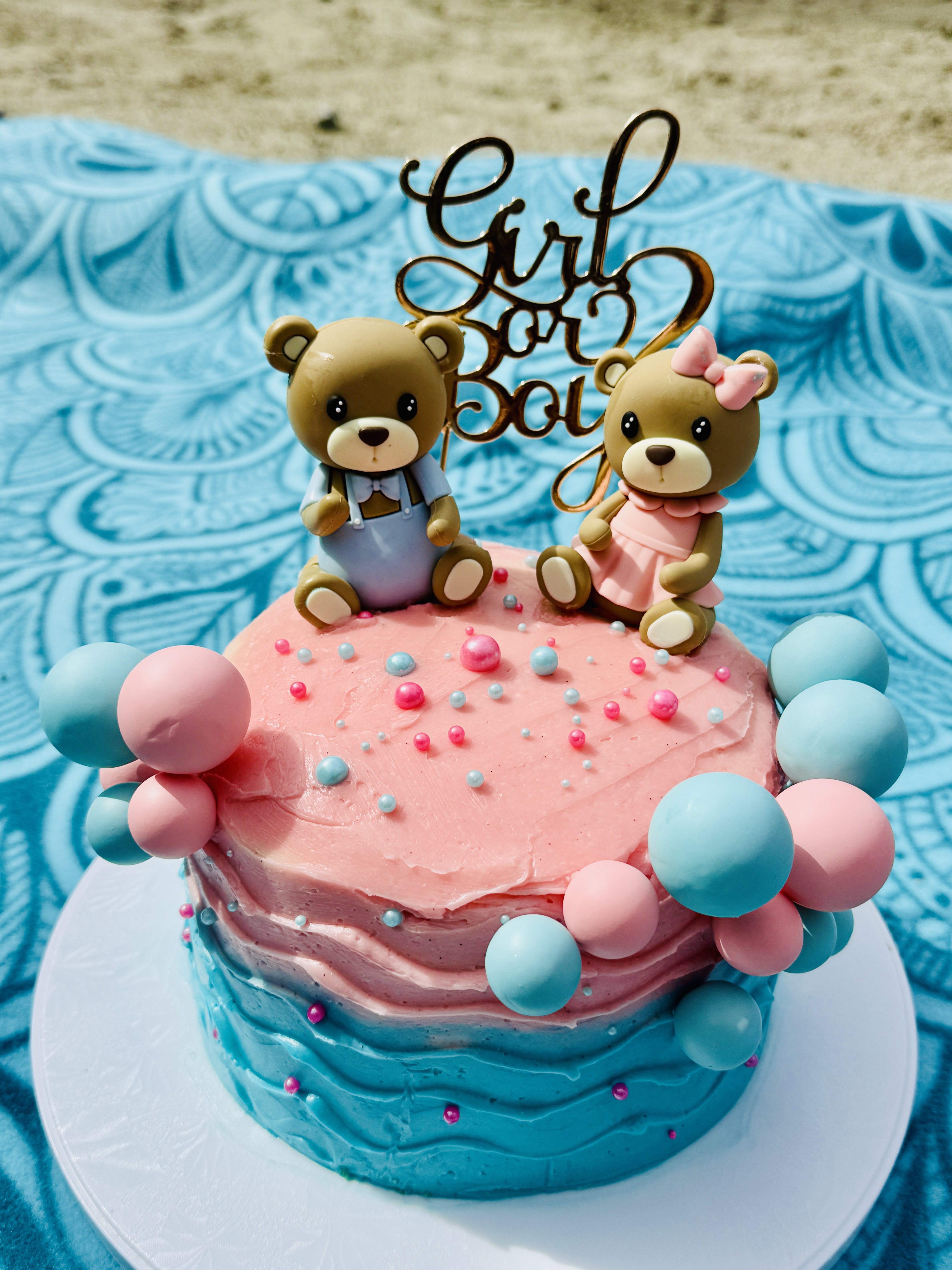 Gender reveal cake!